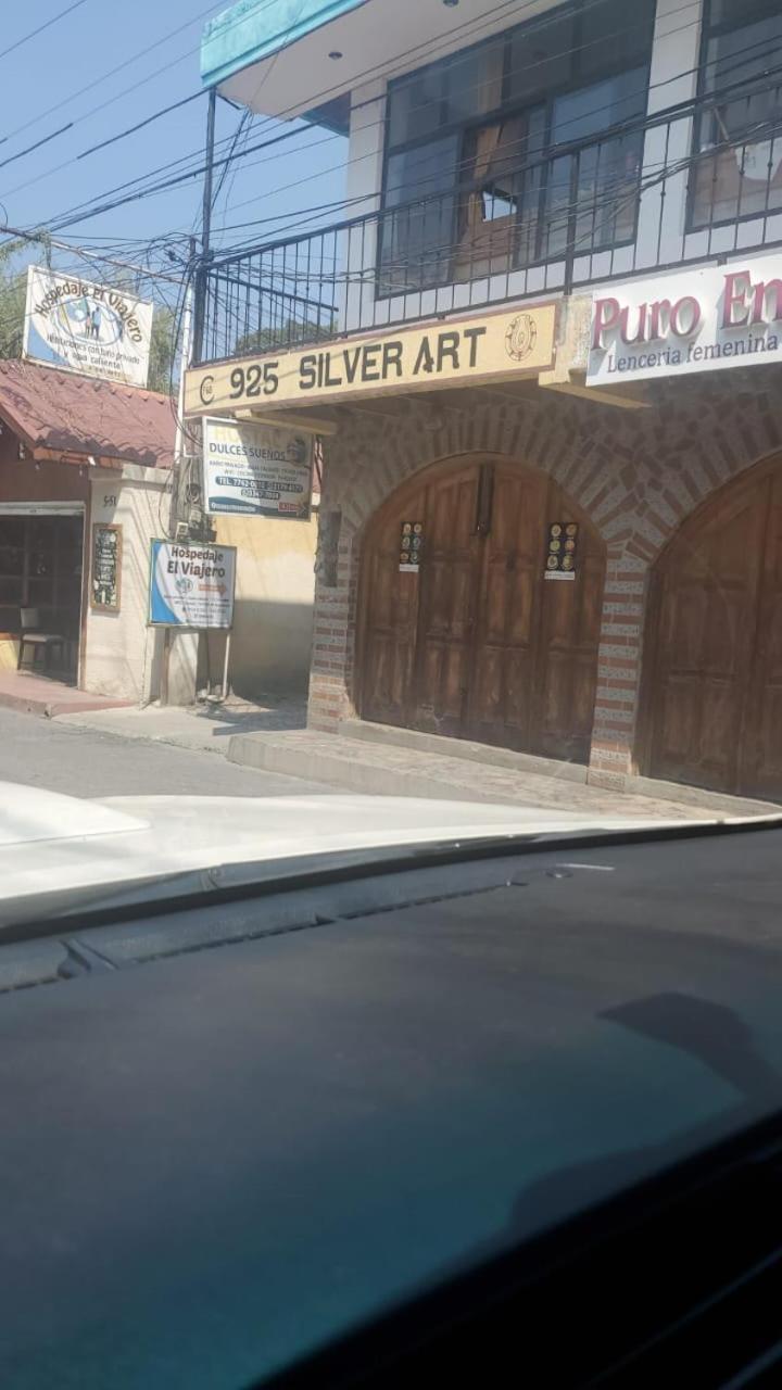 Hostal Dulces Suenos Panajachel Bagian luar foto