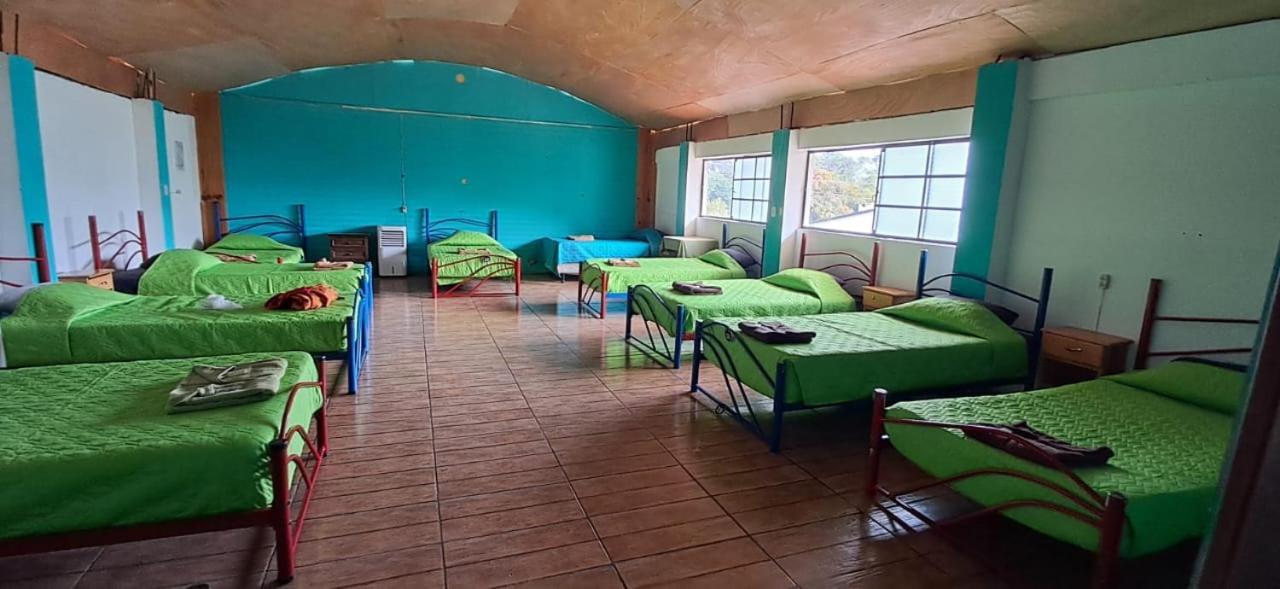 Hostal Dulces Suenos Panajachel Bagian luar foto